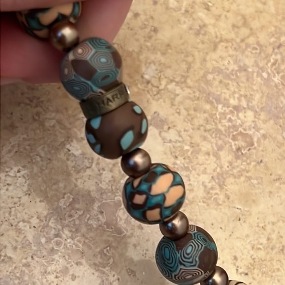 2 Beaded Necklaces - Picture 7 of 7
